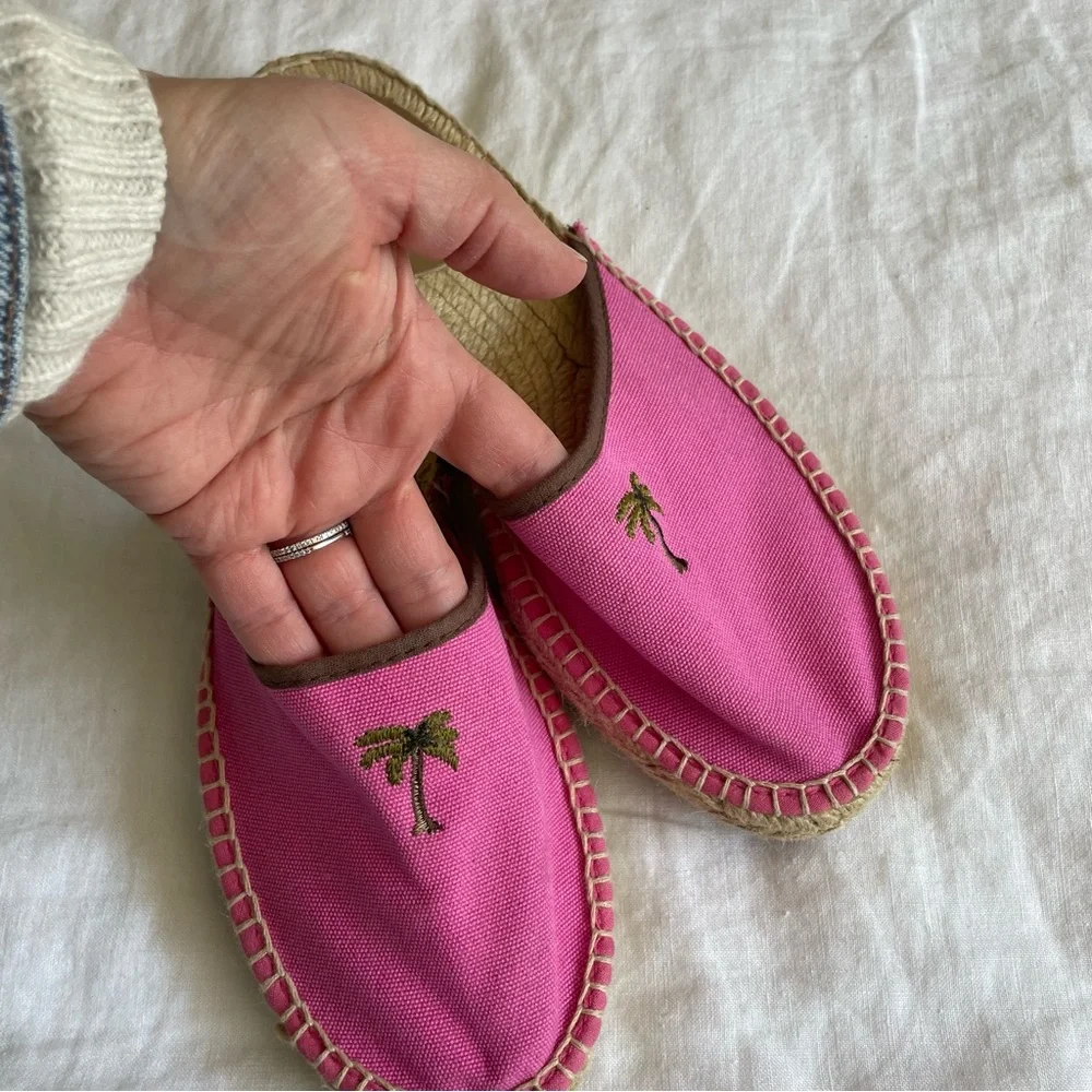 3 for $30 | J Crew Pink Palm Tree Canvas Espadrilles Mules - Picture 2 of 10